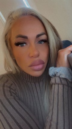 Strawberry - Verified escort in Tottenham - N17