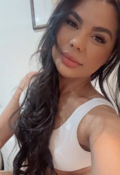 Photo of KAMILA - Hot brunette, party energy