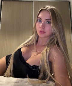 Full gallery of SABRINA ITALIAN -PARTY💖❄️