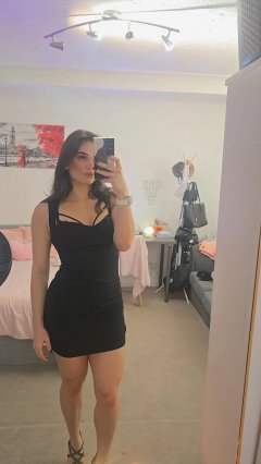 Hot Livia 🔥🇧🇷 GFE & Party ...