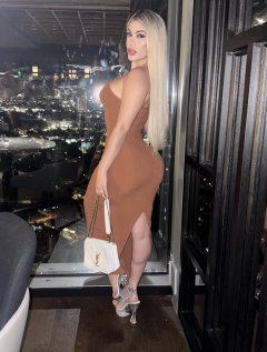 Camila Brazilian Party girl ...