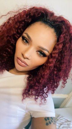 Recent photo of Mónique