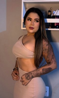 Letícia - Verified profile