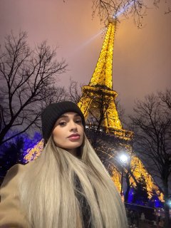 Recent photo of £40 JULIA  😈💦