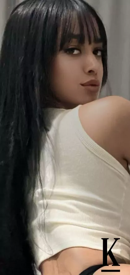 stories-slider-content