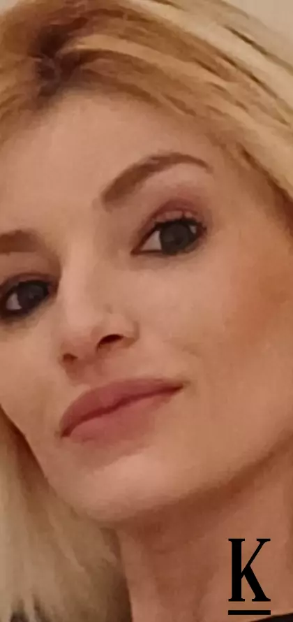 stories-slider-content