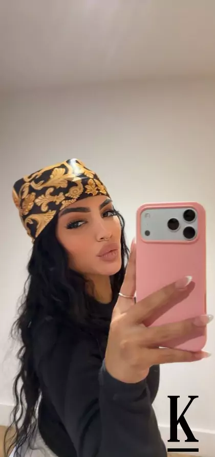 stories-slider-content