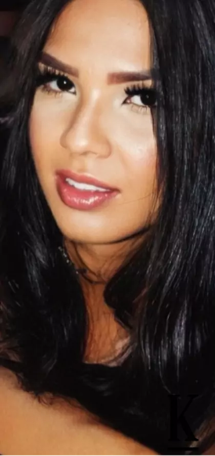 stories-slider-content