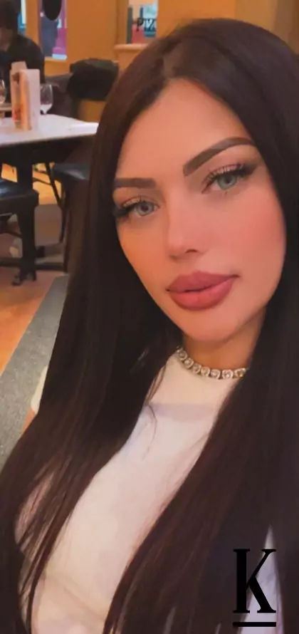 stories-slider-content