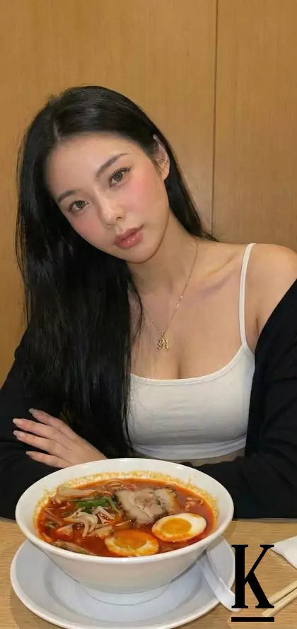 stories-slider-content