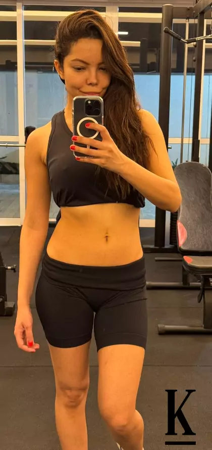 stories-slider-content