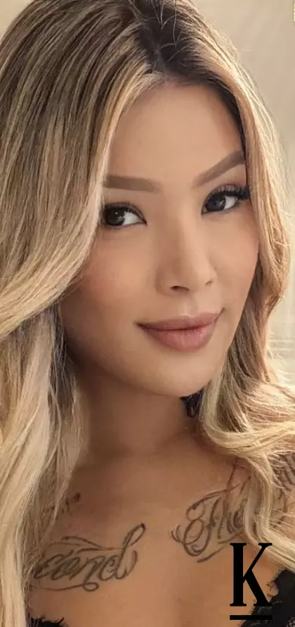 stories-slider-content