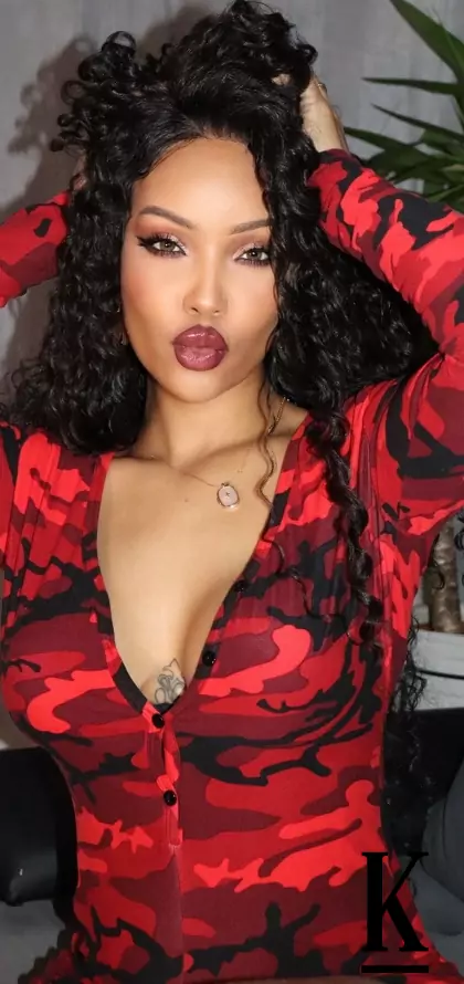 stories-slider-content