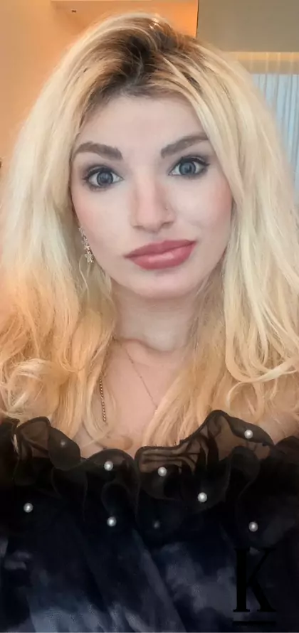 stories-slider-content