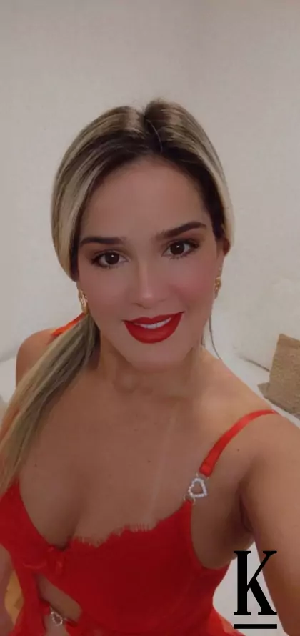 stories-slider-content