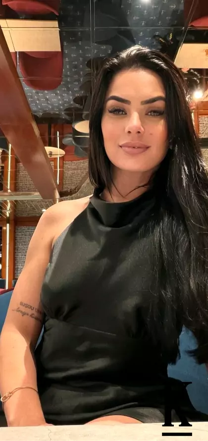 stories-slider-content