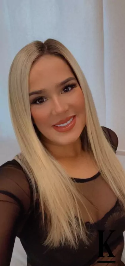 stories-slider-content