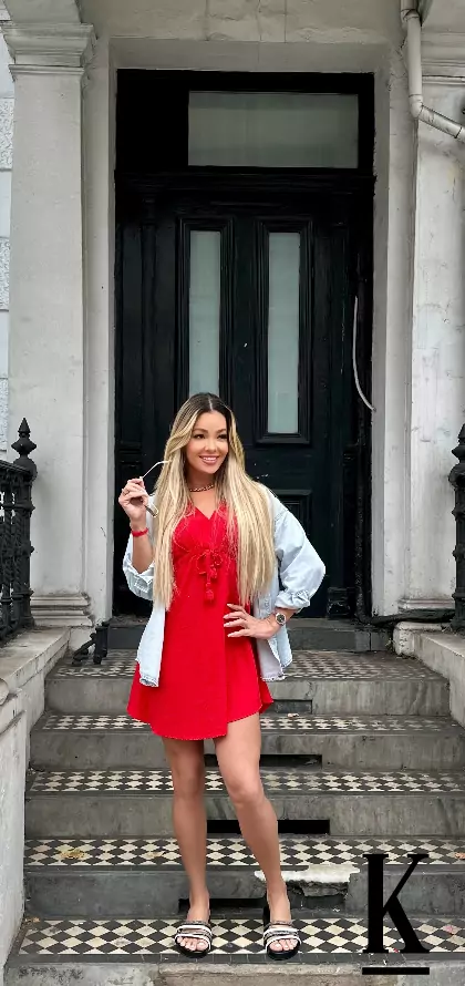 stories-slider-content