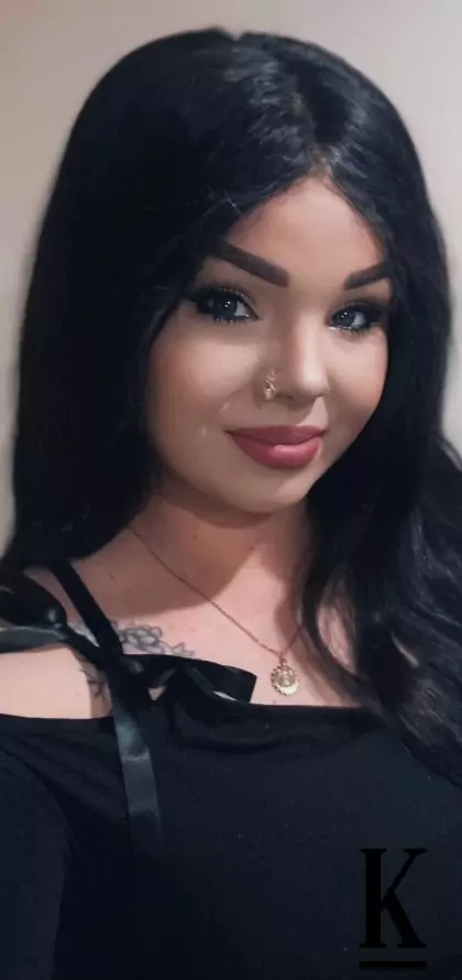 stories-slider-content