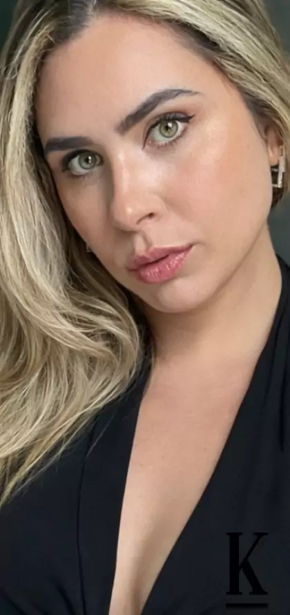 stories-slider-content