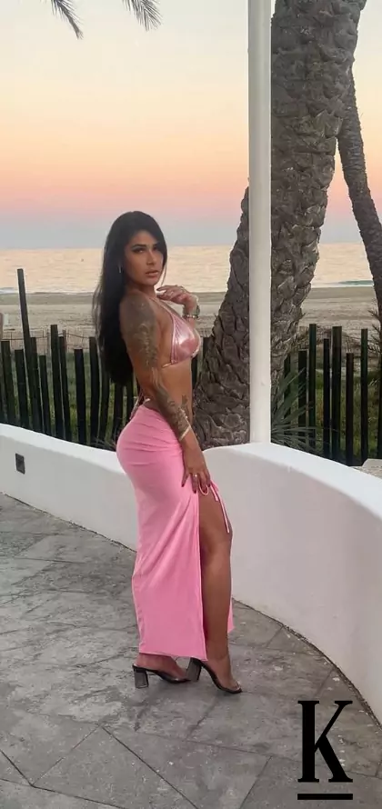 stories-slider-content