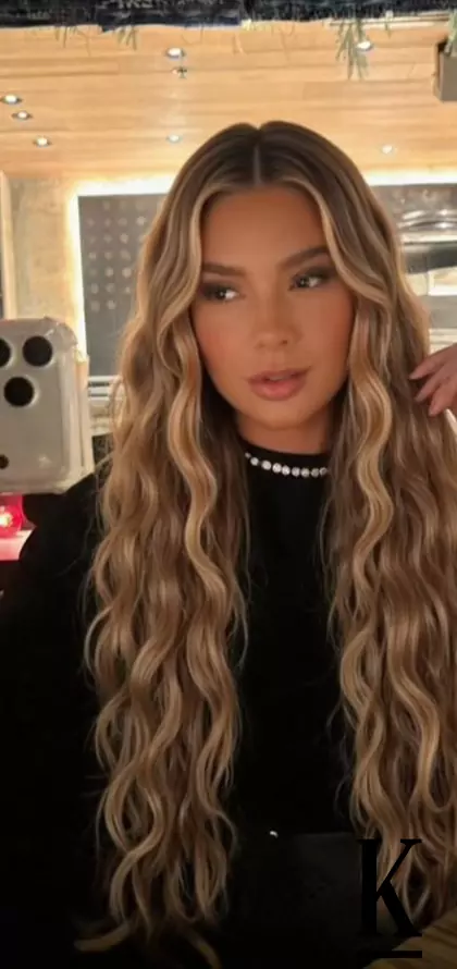 stories-slider-content