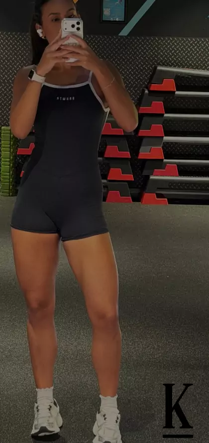 stories-slider-content