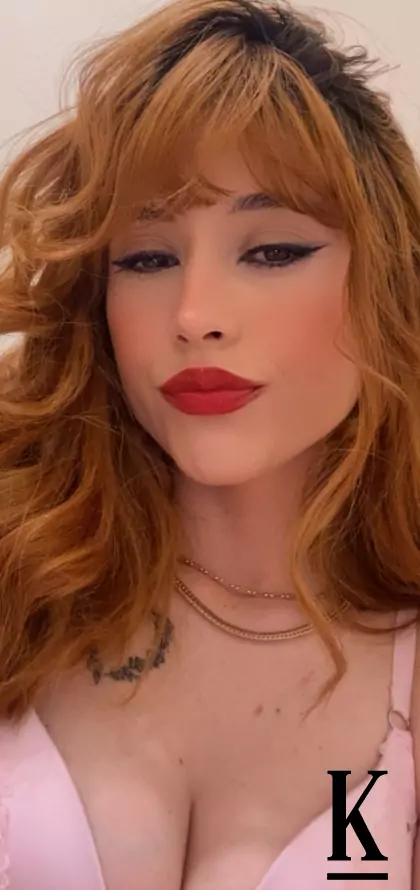 stories-slider-content