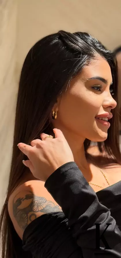 stories-slider-content