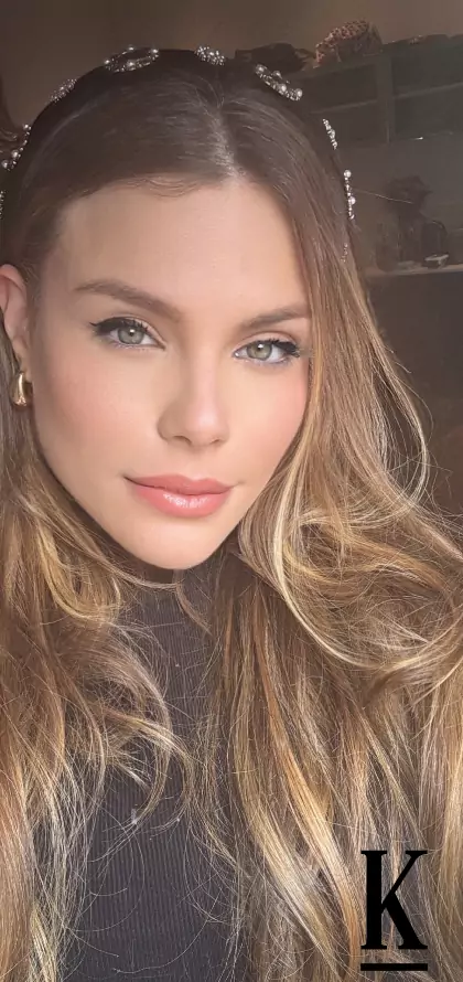 stories-slider-content