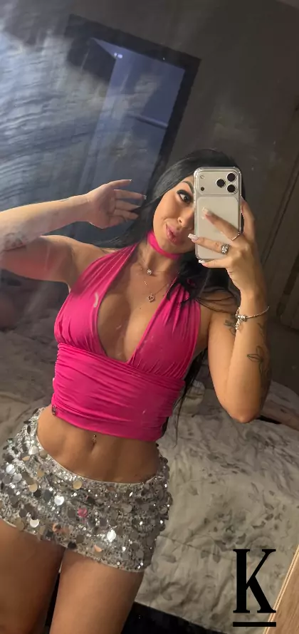 stories-slider-content