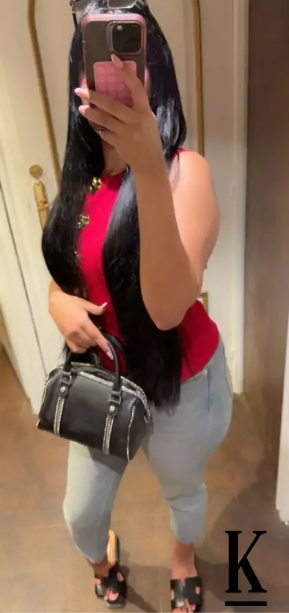 stories-slider-content