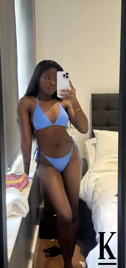 stories-slider-content