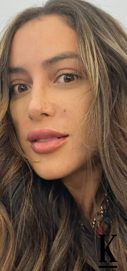 stories-slider-content