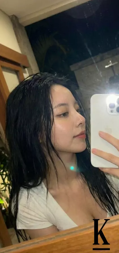 stories-slider-content