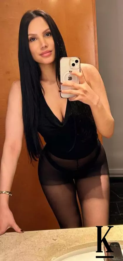 stories-slider-content