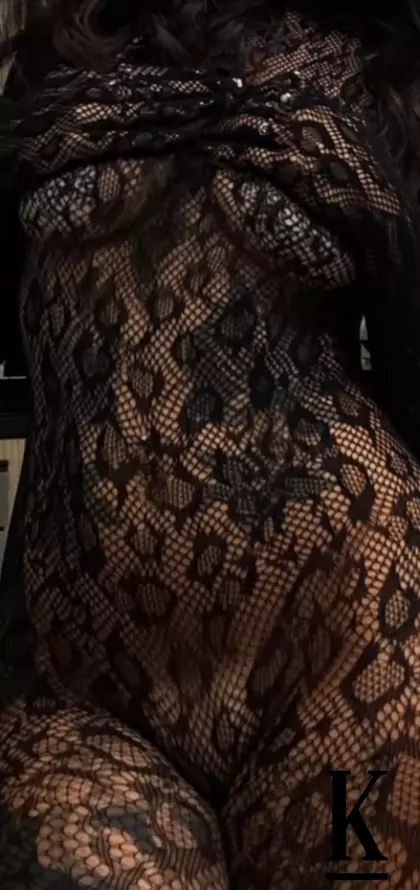 stories-slider-content