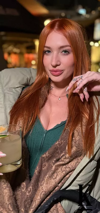 stories-slider-content