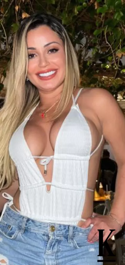 stories-slider-content