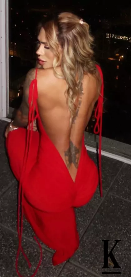 stories-slider-content