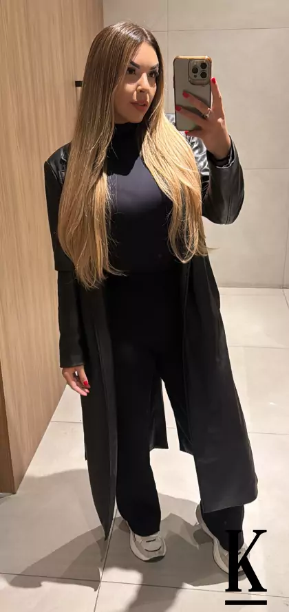 stories-slider-content