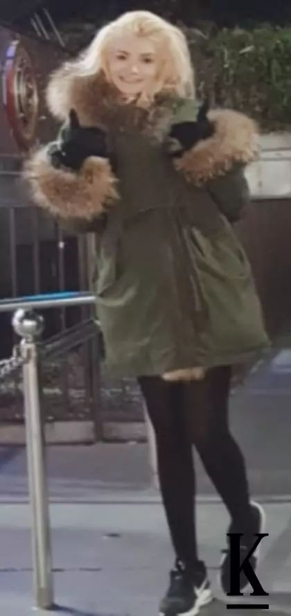 stories-slider-content