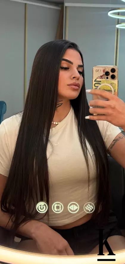 stories-slider-content