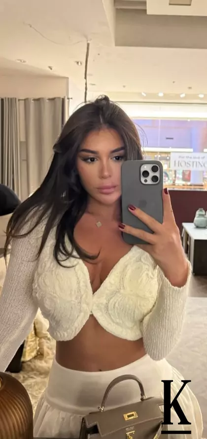 stories-slider-content