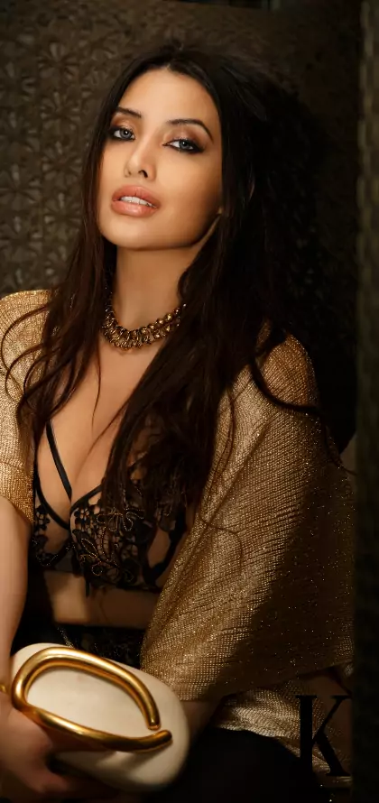 stories-slider-content