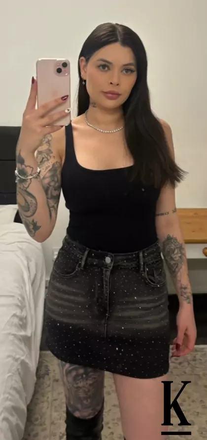 stories-slider-content