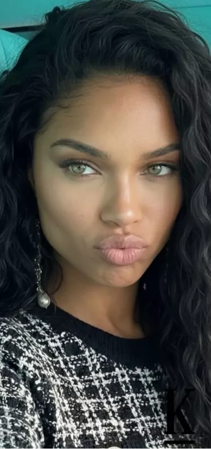 stories-slider-content