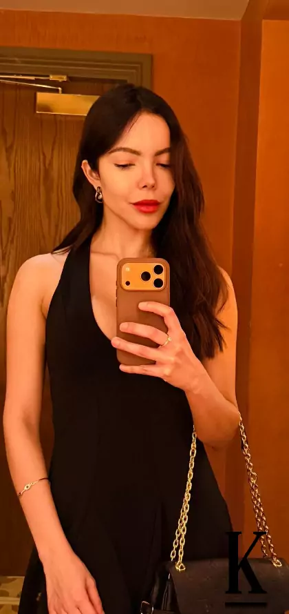 stories-slider-content