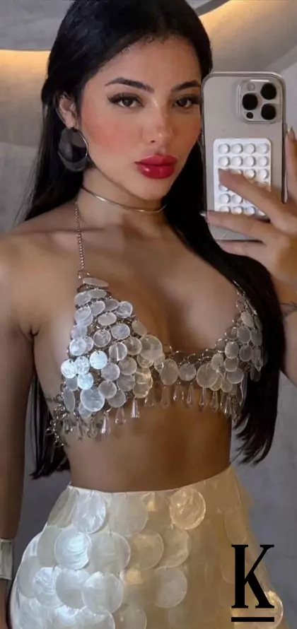 stories-slider-content