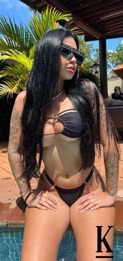 stories-slider-content